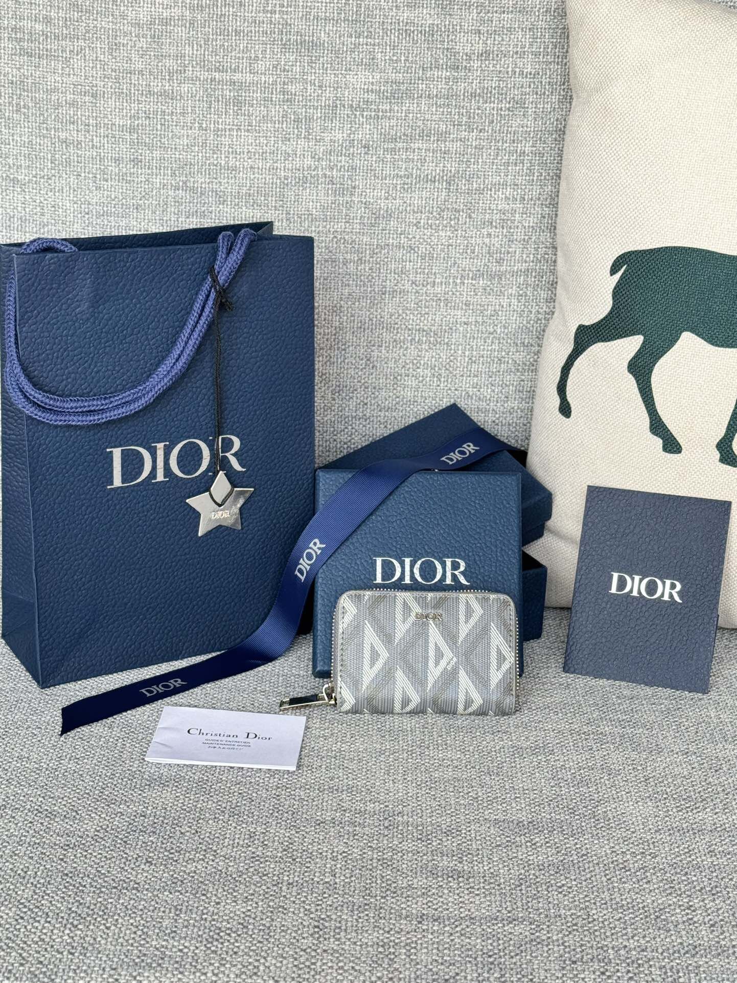 Dior （2ESBC316DCO-H43E-TU）Cardholder 4